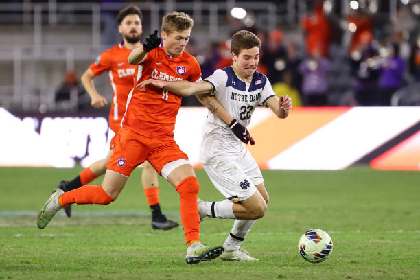 主场优势完 主场优势完