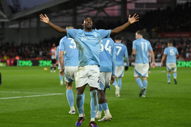 勒沃库森V 勒沃库森V